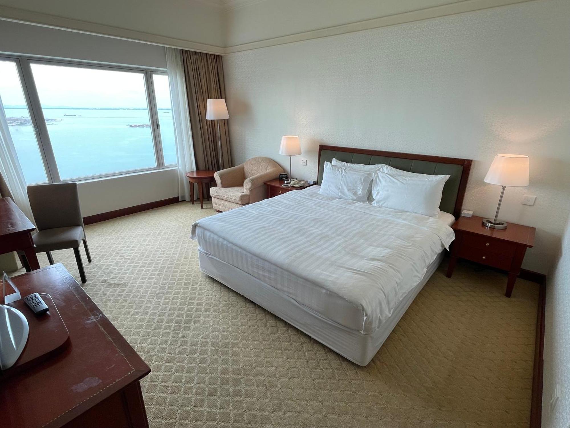 Gurney Bay Hotel, A Parkroyal Partner Hotel Джорджтаун Екстер'єр фото